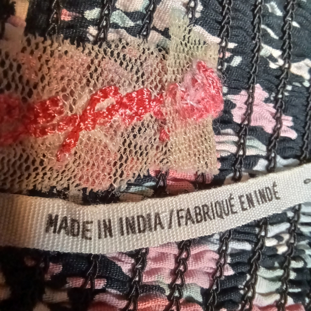 FREE PEOPLE floral meeting dress made in India runs like XS -S *see measur… - Picture 4 of 12